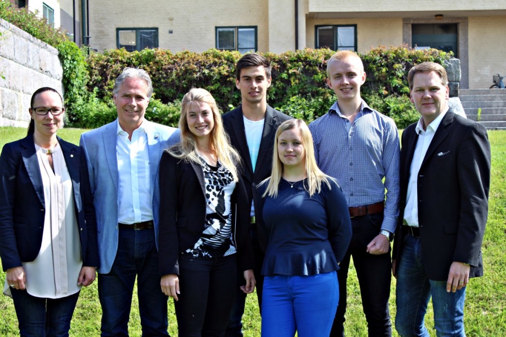 Fr. v. Ylva Edbohm, Ola Drehmer, Michaela Persson, Filip Bilek, Agnes Gintvainyte, Magnus Danielsson och Janis Lancereau. Foto: Ida Lindkvist