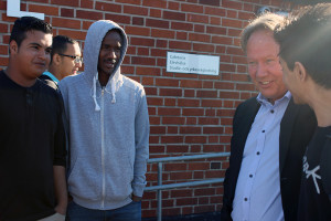 Staffan Hörnberg vill ha överblick och kunna göra analyser, men gillar också att träffa personalen och eleverna. Foto: Hans Andersson