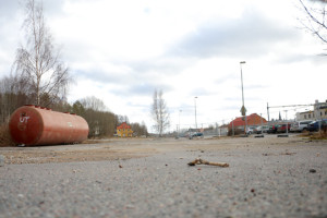 Tanken är att samla regnvatten i tanken. Foto: Fredrik Norman